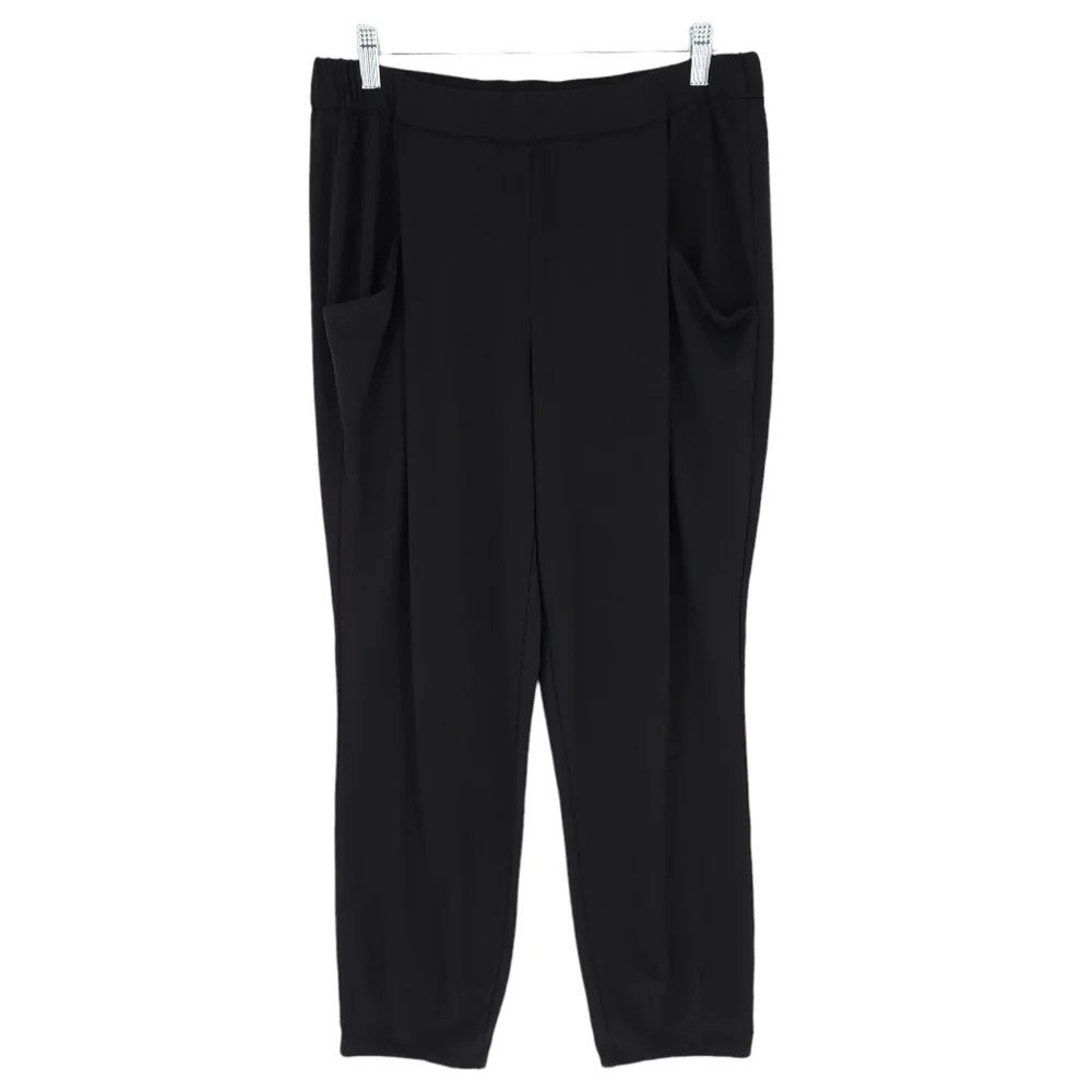 NM Neiman Marcus Pull-on Stretch Crop Pants